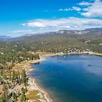 Bass Lake Chalet By Mono Rock With Hot Tub, Fire Pit, Bbq Grill, Rv And Boat Parking