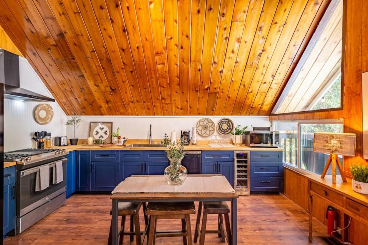 Chalet Bass Lake Chalet By Mono Rock With Hot Tub, Fire Pit, Bbq Grill, Rv And Boat Parking *