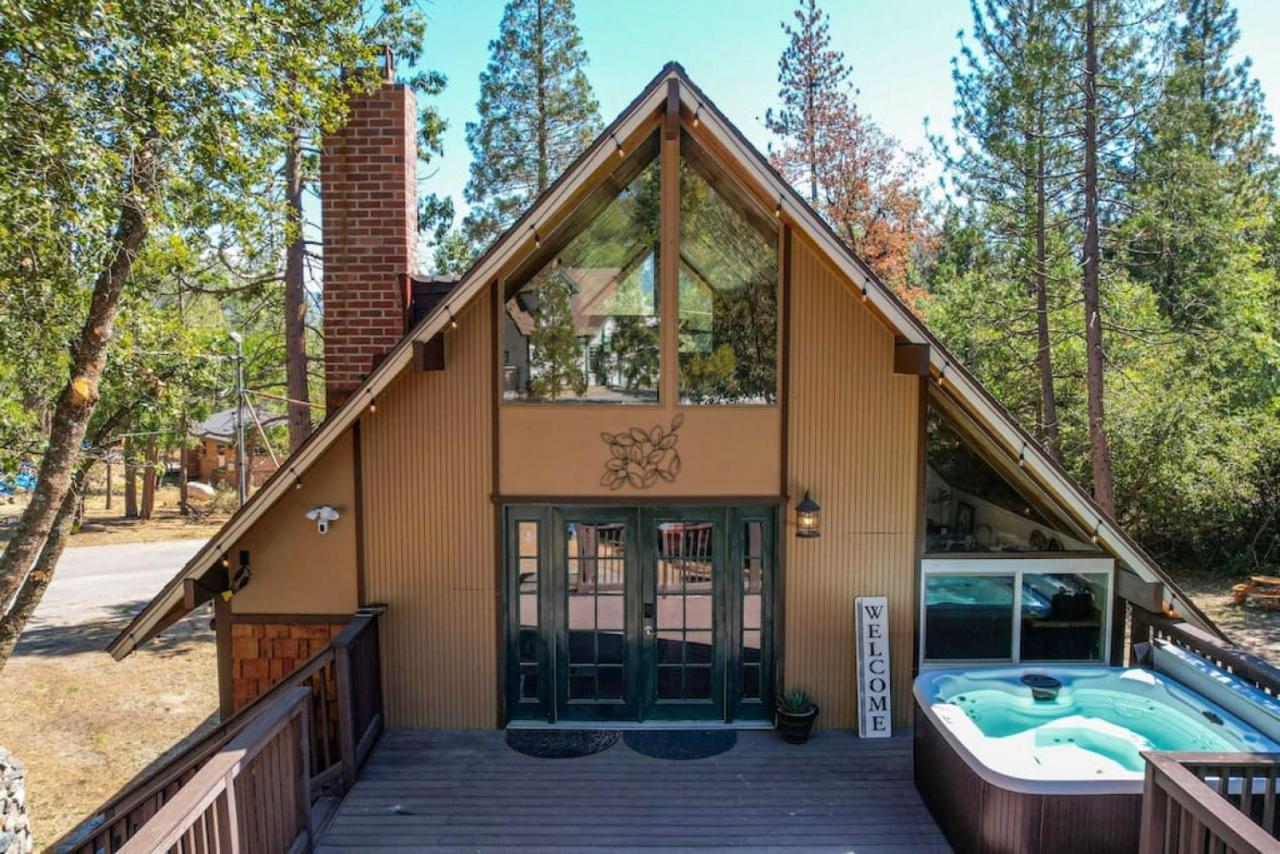Bass Lake Chalet By Mono Rock With Hot Tub, Fire Pit, Bbq Grill, Rv And Boat Parking Chalet