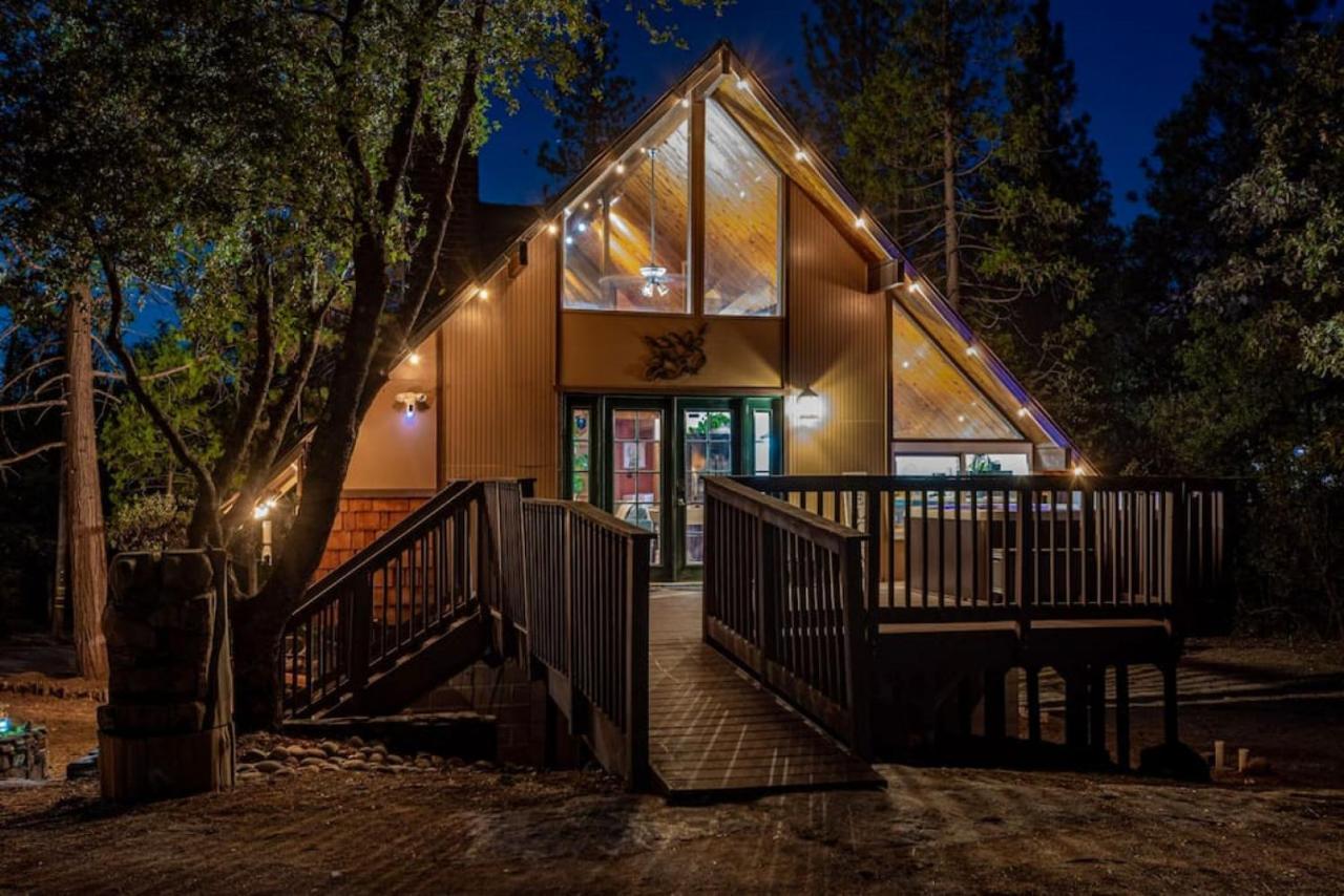 Bass Lake Chalet By Mono Rock With Hot Tub, Fire Pit, Bbq Grill, Rv And Boat Parking Chalet Oakhurst