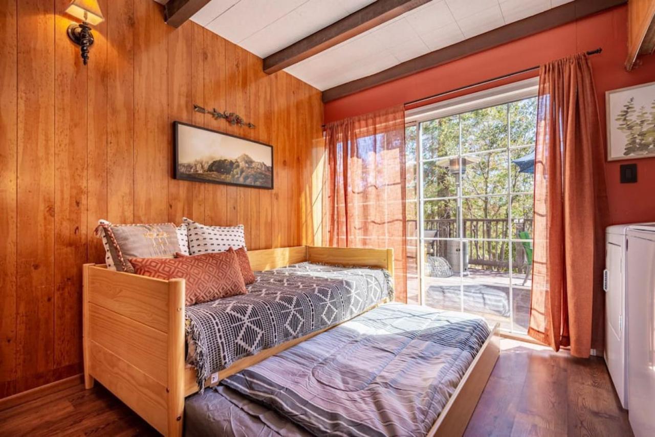 Bass Lake Chalet By Mono Rock With Hot Tub, Fire Pit, Bbq Grill, Rv And Boat Parking